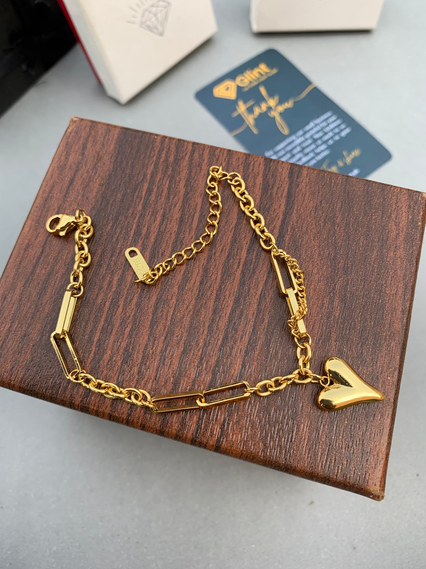 Premium Heart Bracelet ✨