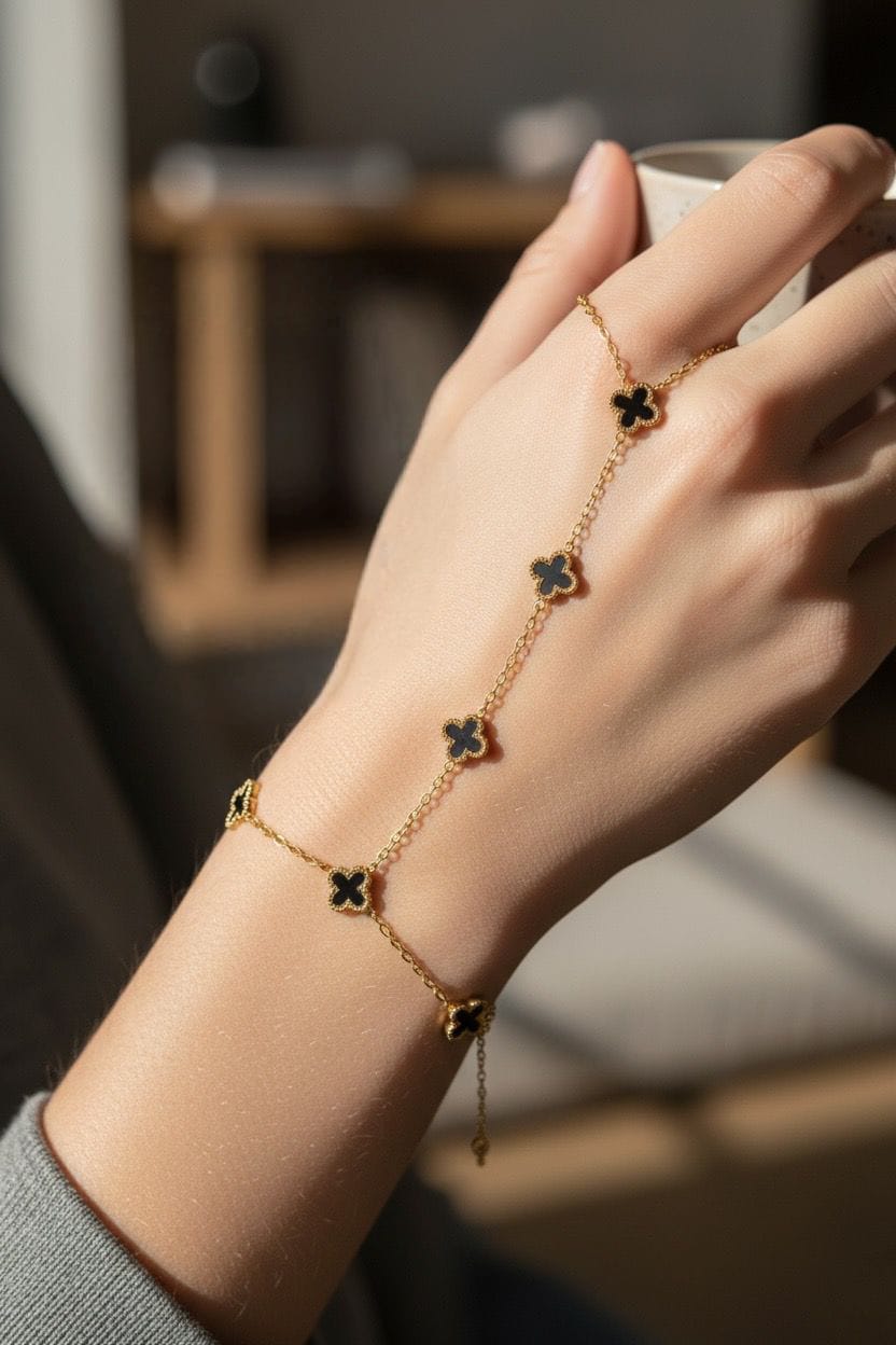 Noir Clover Hand Bracelet | hand Chain