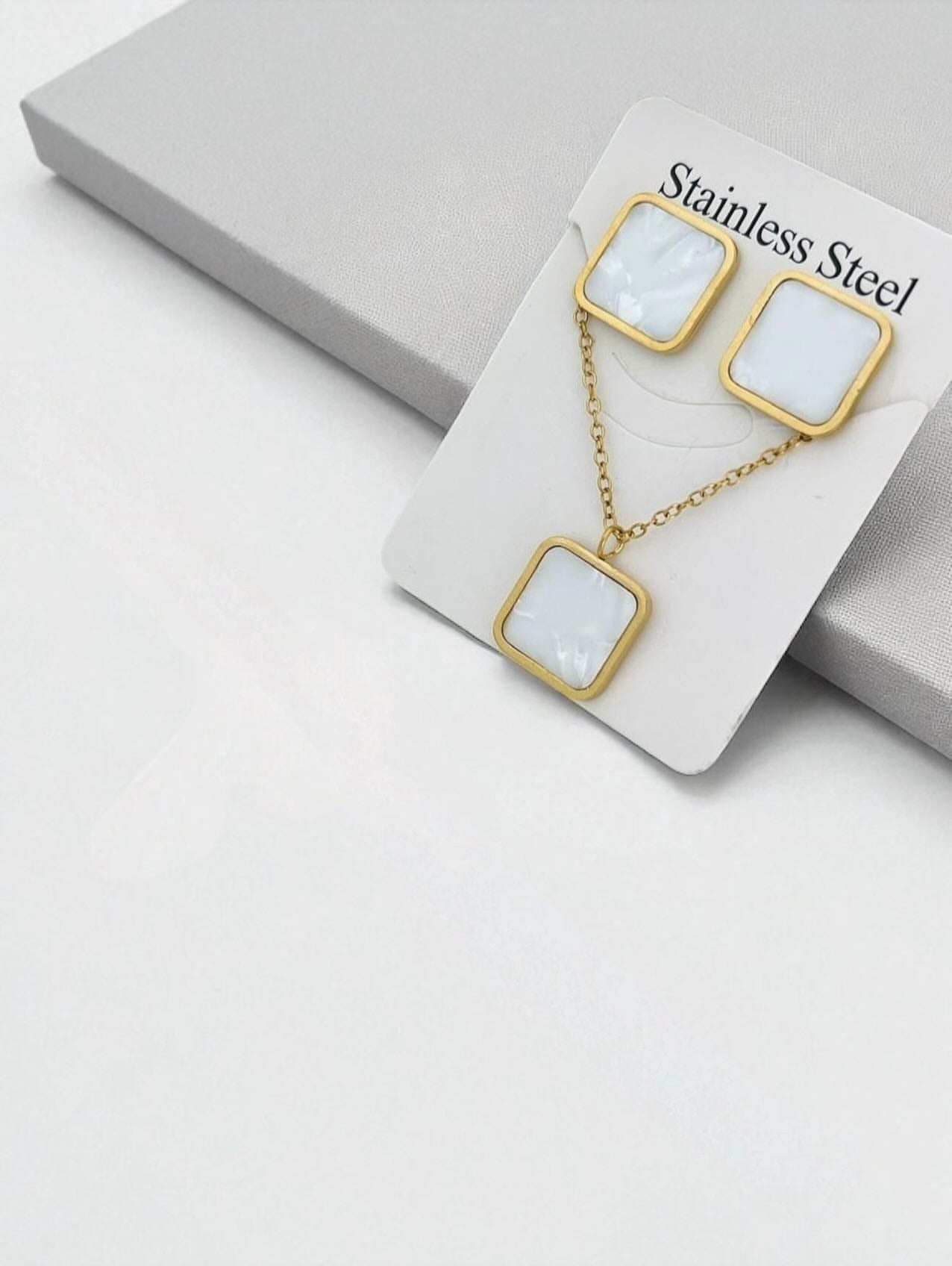 Square shape White Stainless steel Set