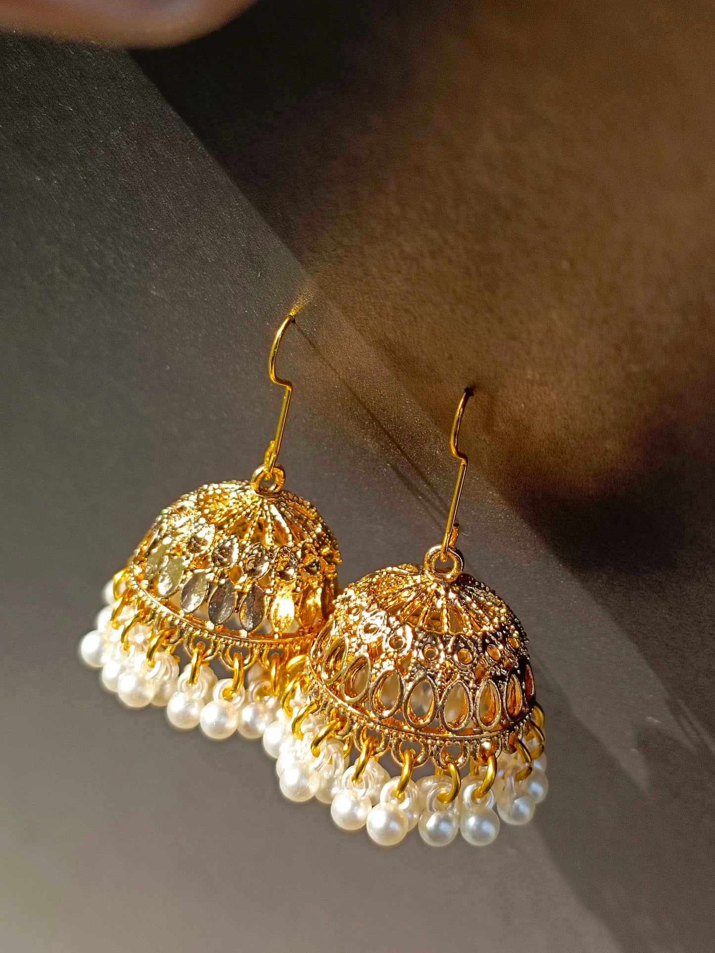 Jhumke
