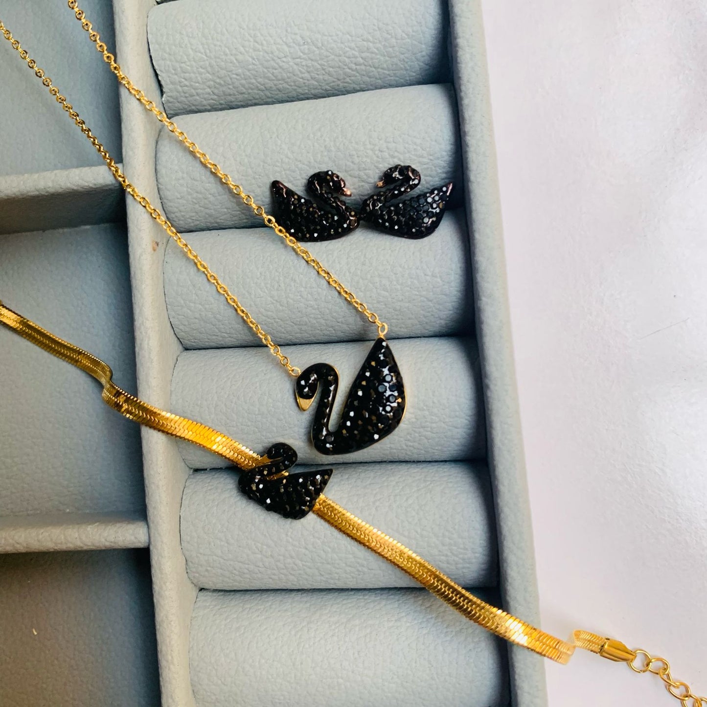 Black Swan Set with Snake Chain Bracelet