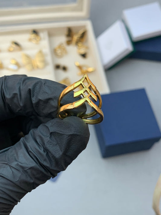 Golden premium Ring B2
