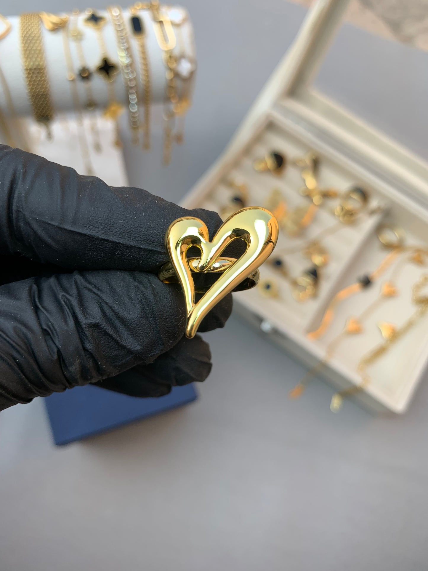 Heart Ring A8