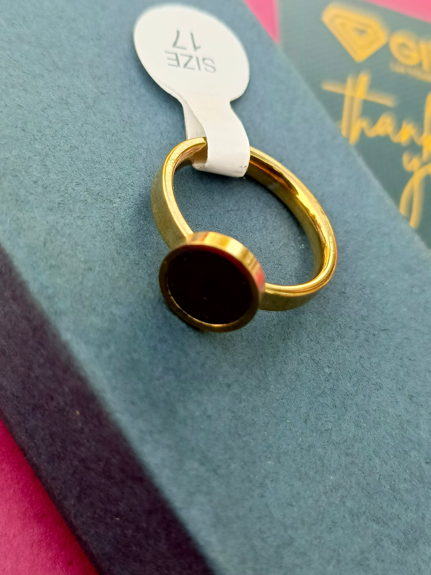 Ring (35)