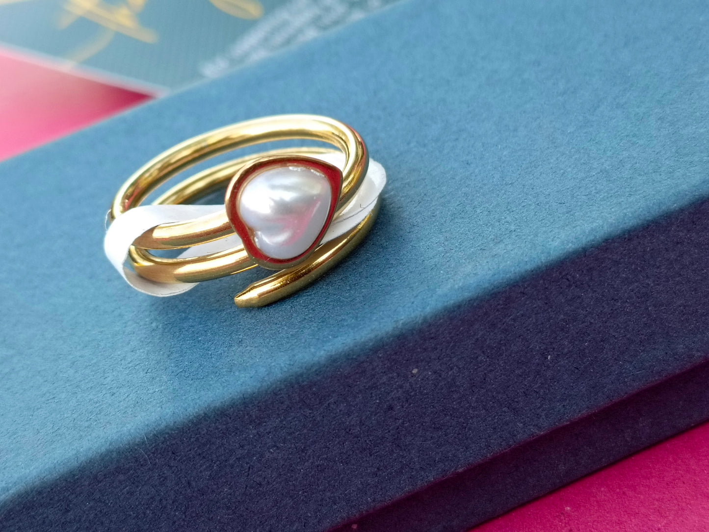 Ring (38)