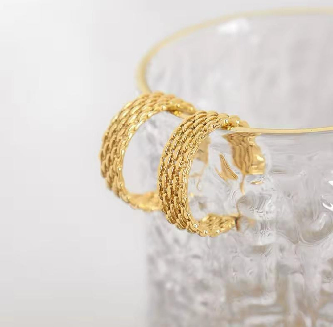 Weave Audrey Hoops
