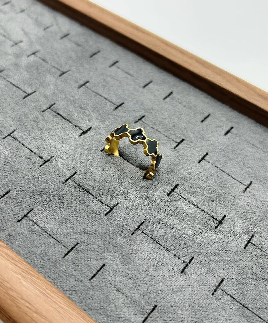Premium Ring