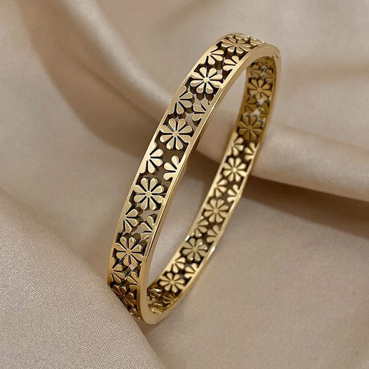Hollow Flower Handcuff