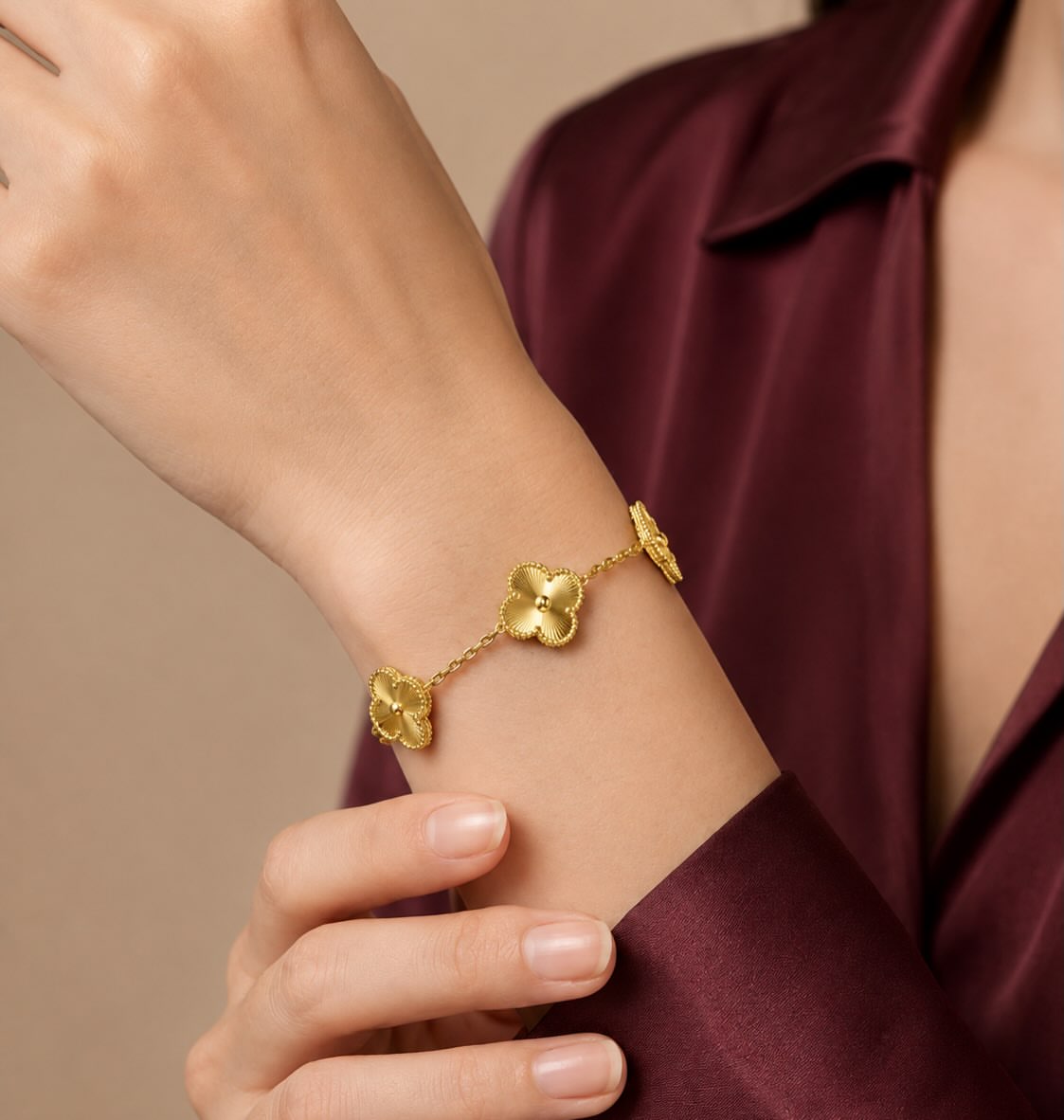 Golden flower bracelet