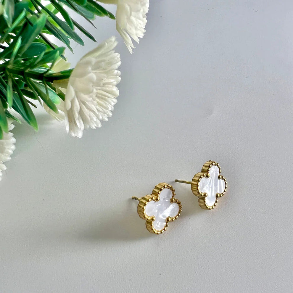 Clover Eartops