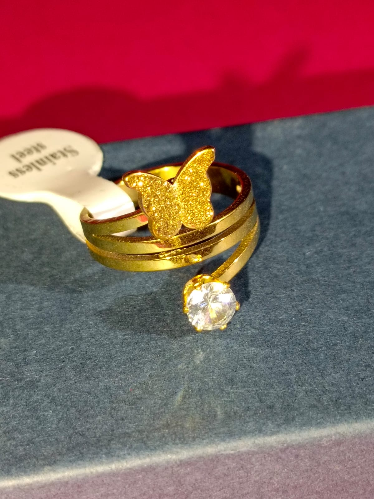 Butterfly ring