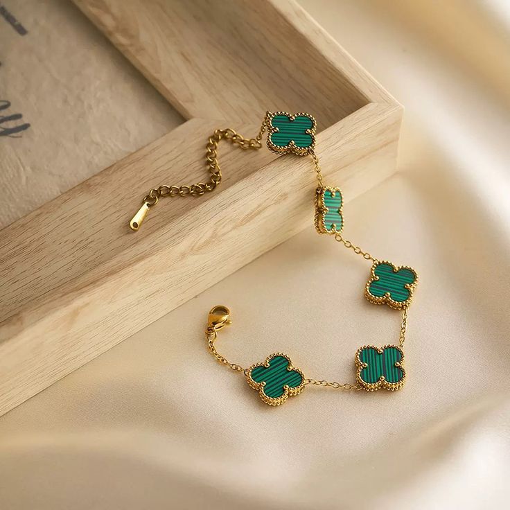 Green Clover bracelet