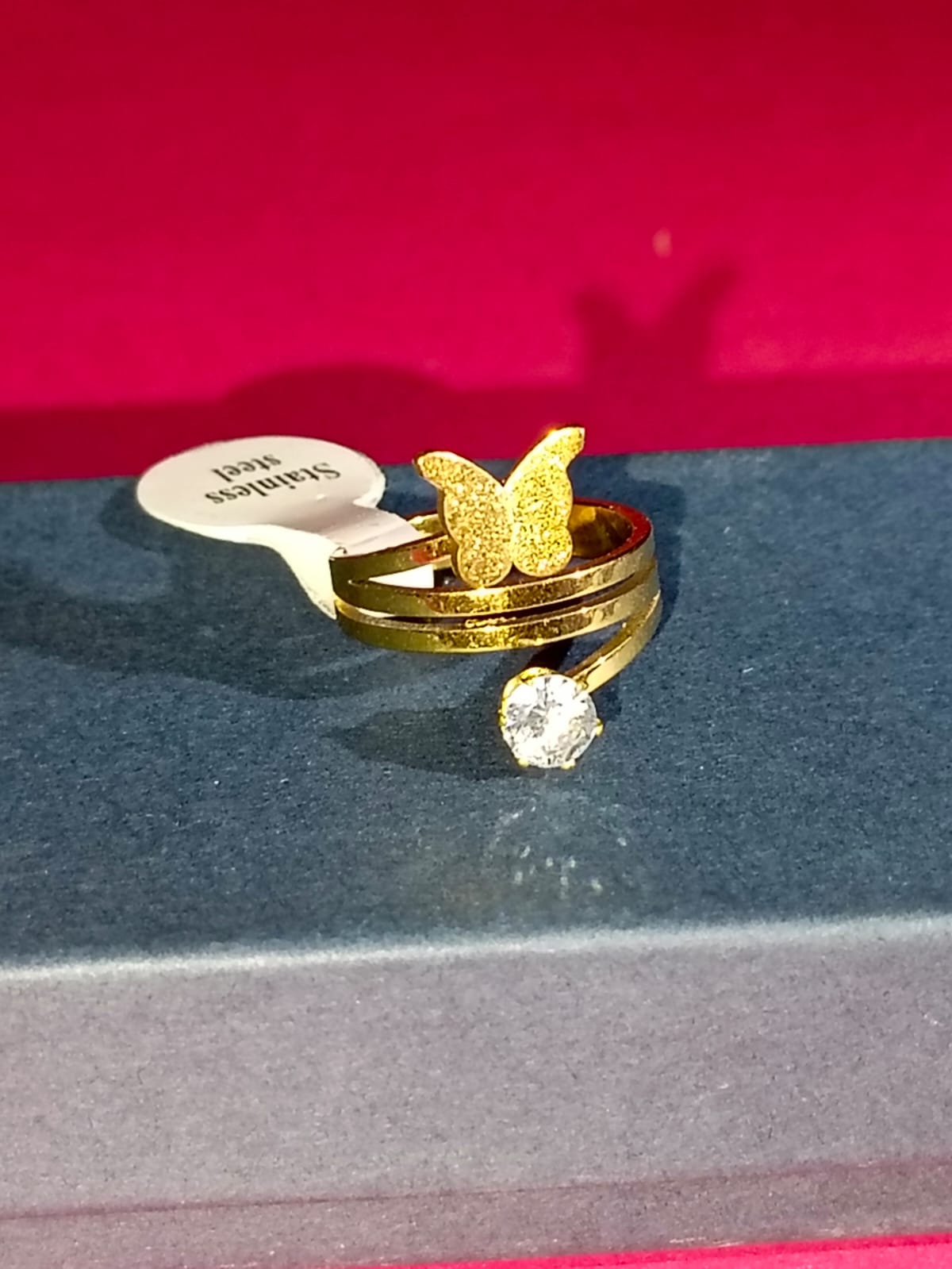 Butterfly ring