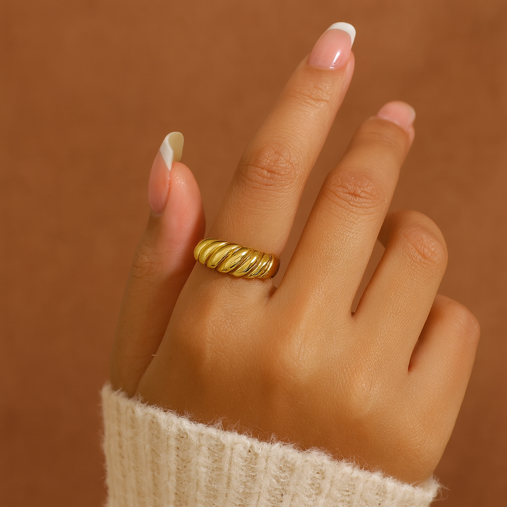 Croissant Ring