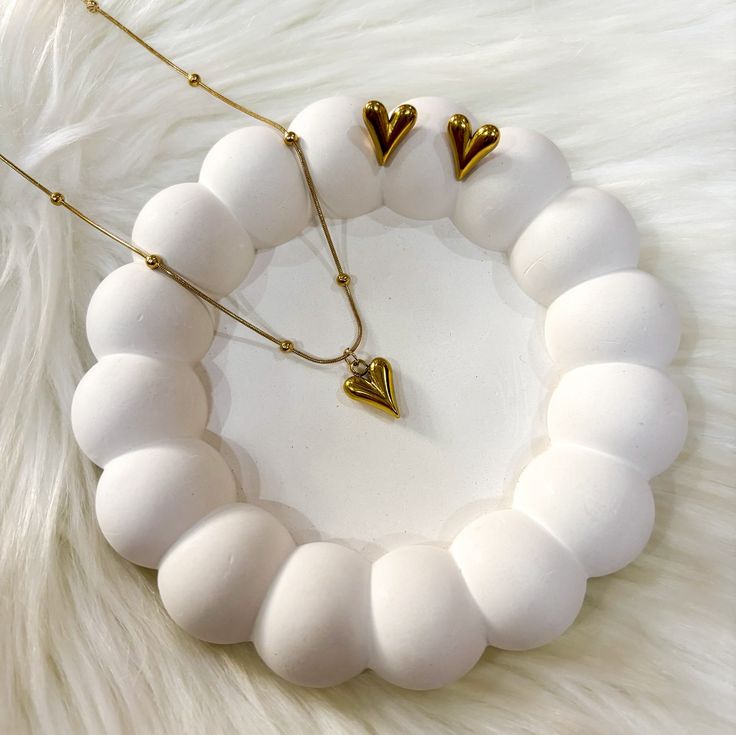 Heart-Necklace And Stud Set | Stainless steel