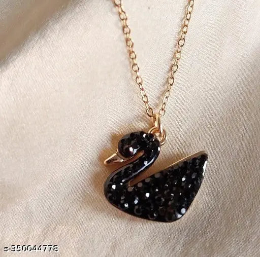 Swan pendant